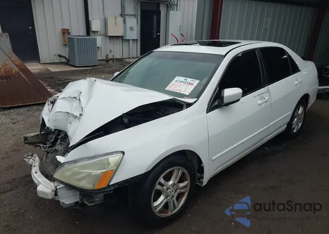 2007 Honda Accord 2.4 Ex из США, поврежденный, VIN 1HGCM56887A215515